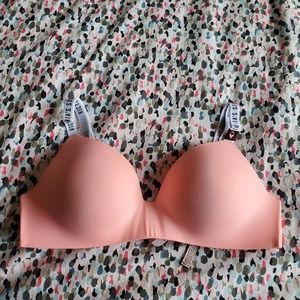 VS Wire Free Bra